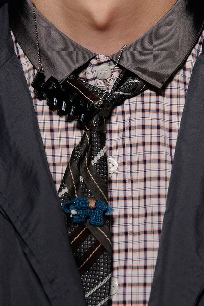 Look 77